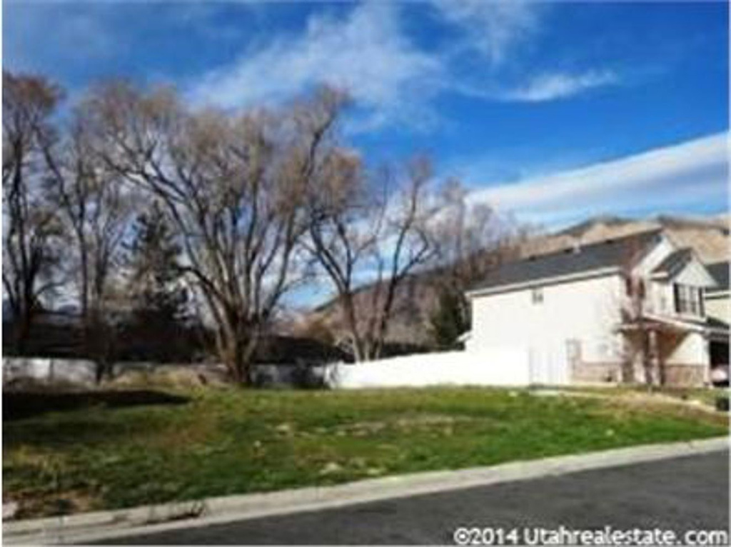 836 E Quinn Ct, Ogden, UT 84404
