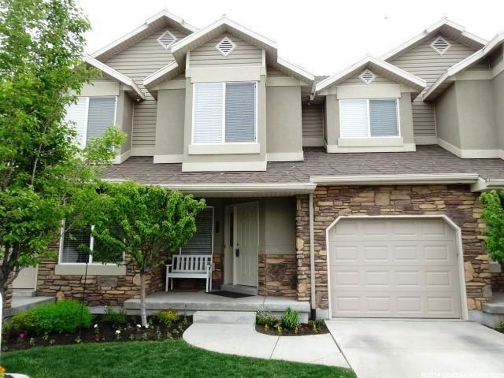 752 E Clearwater Ct, Layton, UT 84041