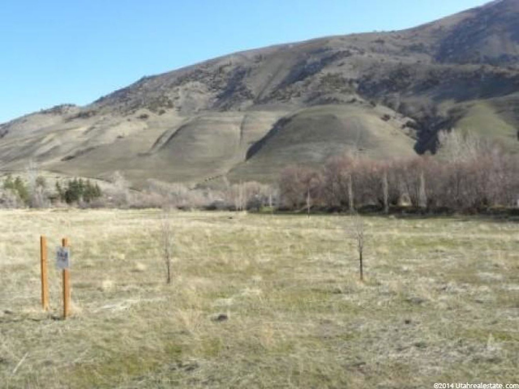 1815 E Hwy 101 #3, Hyrum, UT 84319