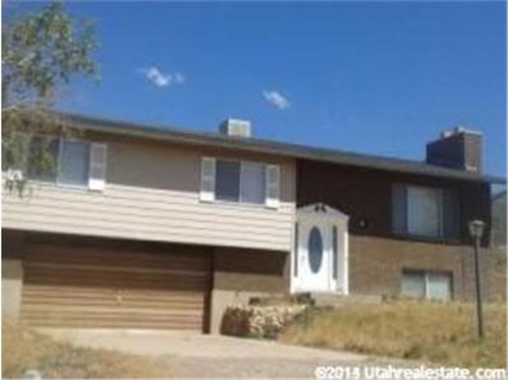 1042 E 2190 N, Austin, UT 84754