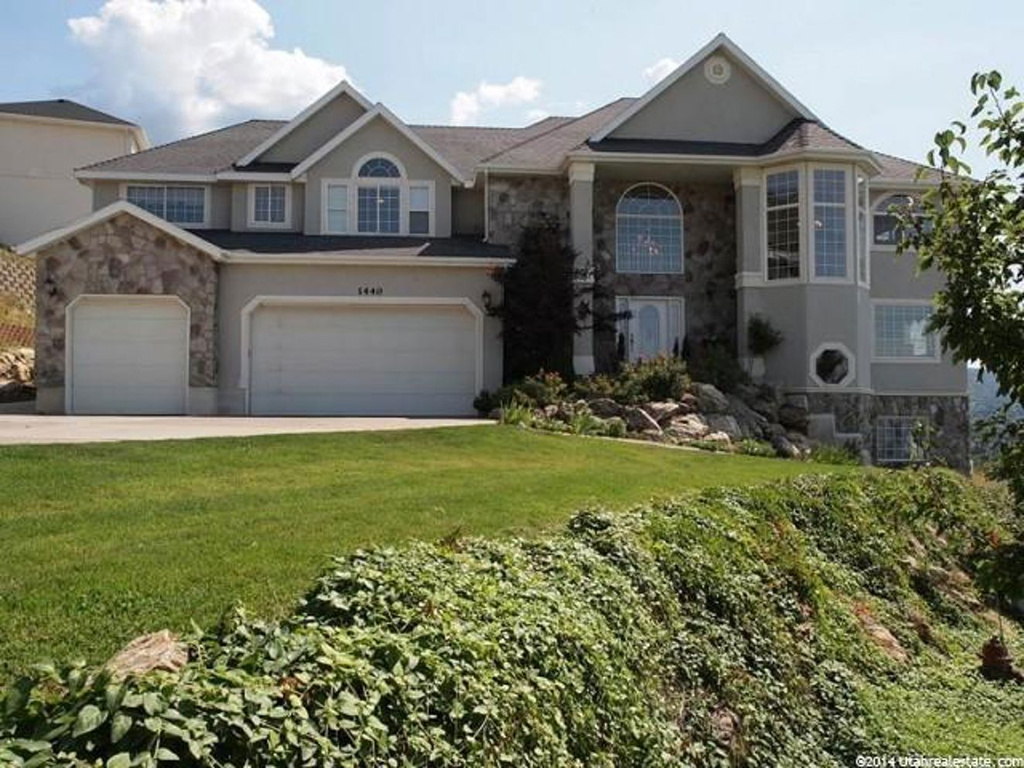 1440 E Northridge Dr, Bountiful, UT 84010