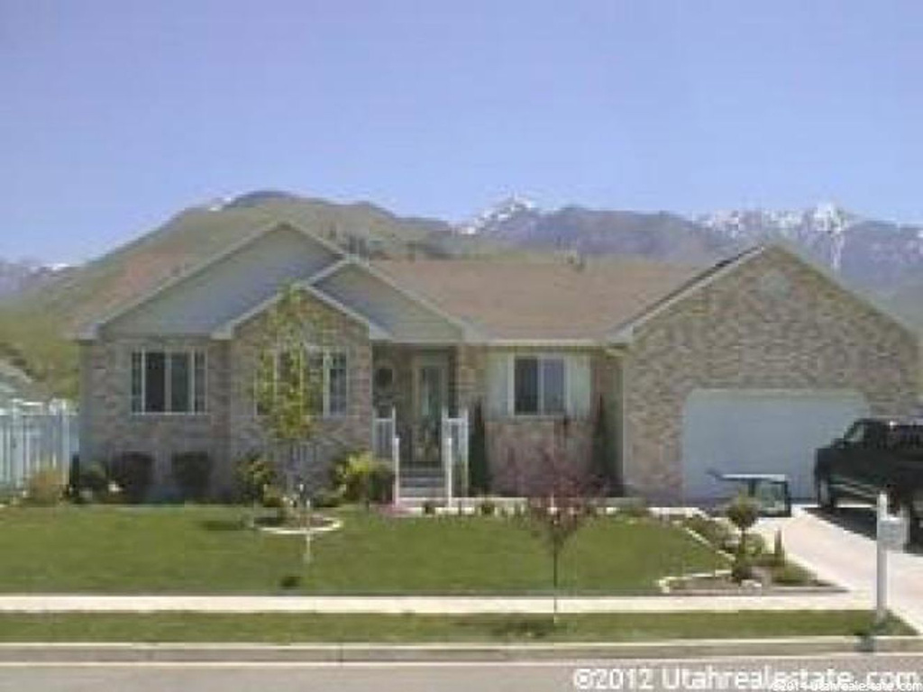194 Fairway Dr, Smithfield, UT 84335