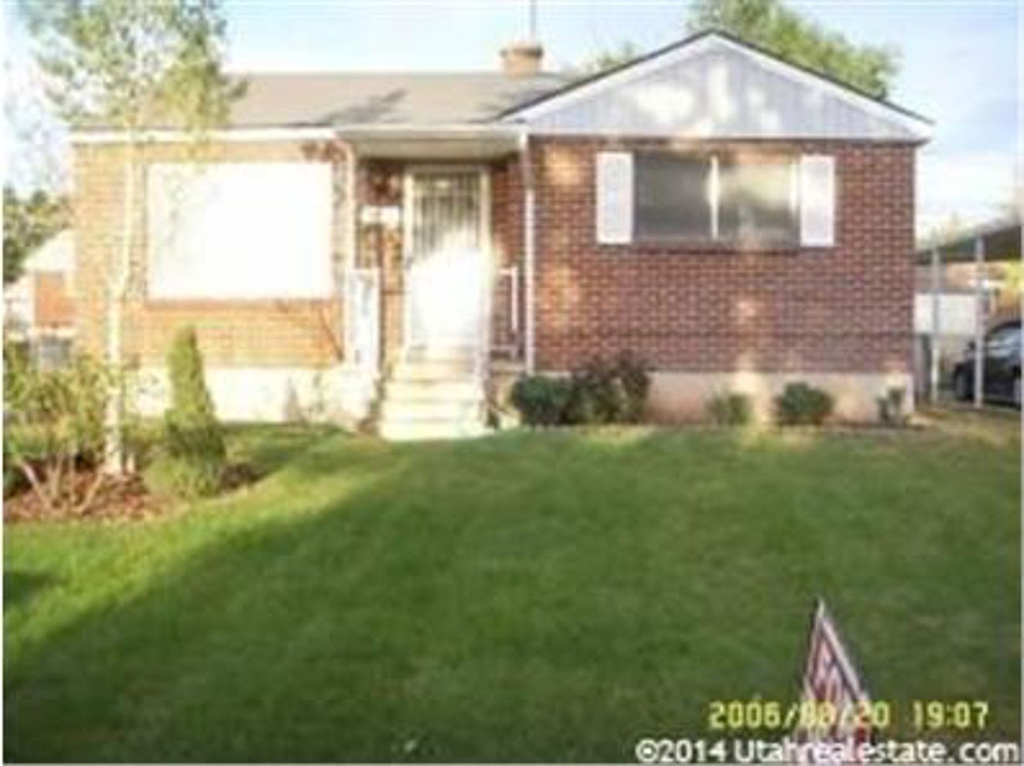 5898 S 2625 W, Roy, UT 84067