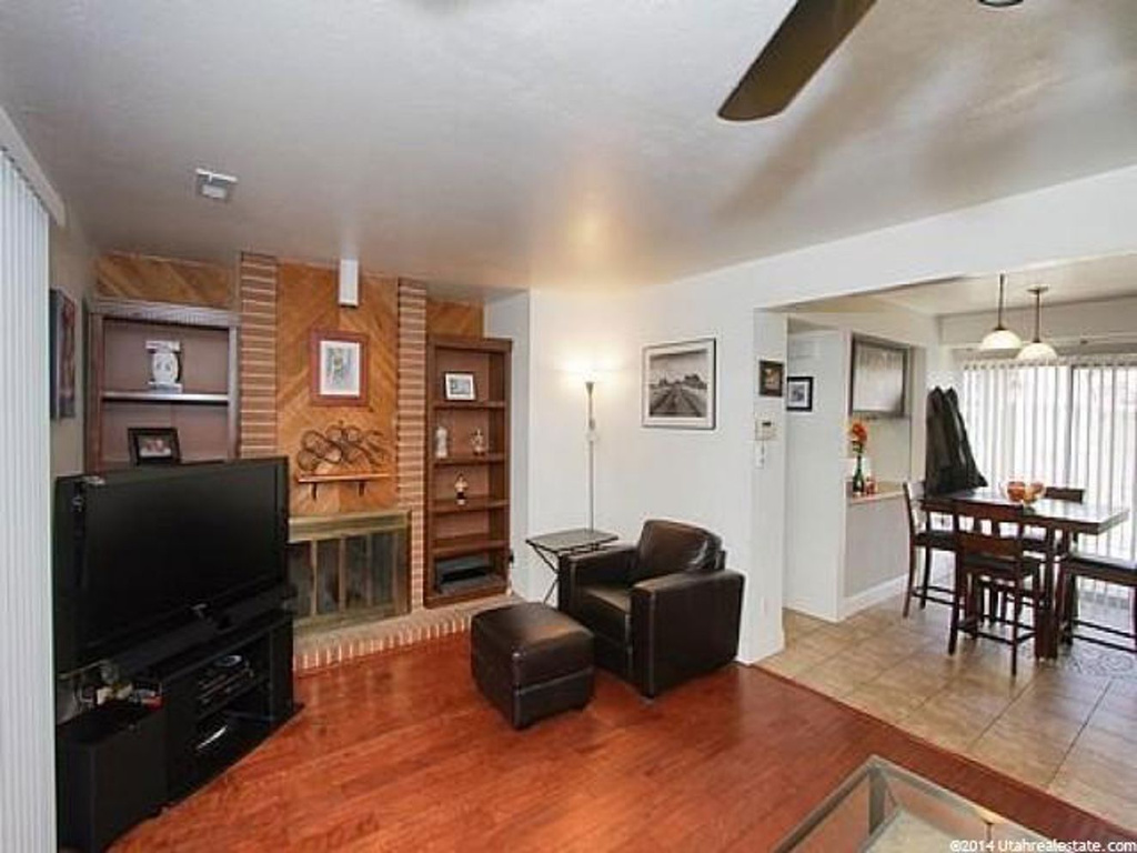 5504 S Willow Ln E, Murray, UT 84107