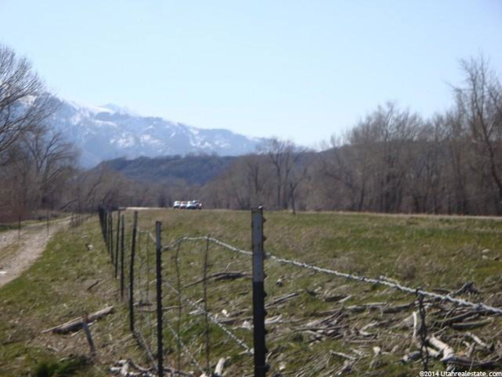 901 E 6600 S, South Weber, UT 84403