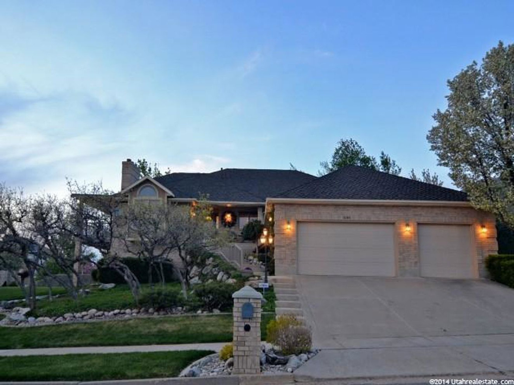 3285 E Boulder Dr N, Layton, UT 84040