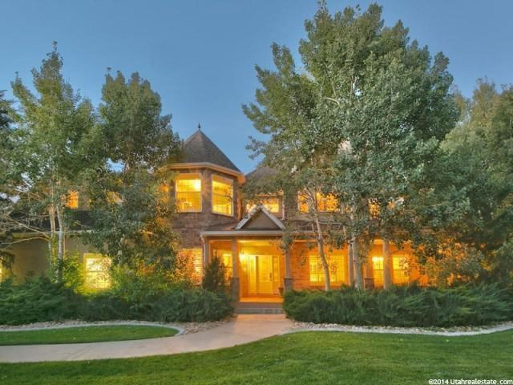 595 E Gristmill Ln, Kamas, UT 84036