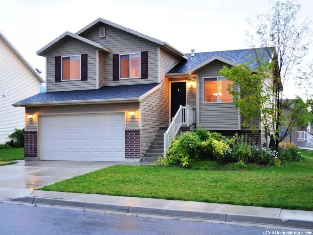 516 Red Oak Dr, North Logan, UT 84341