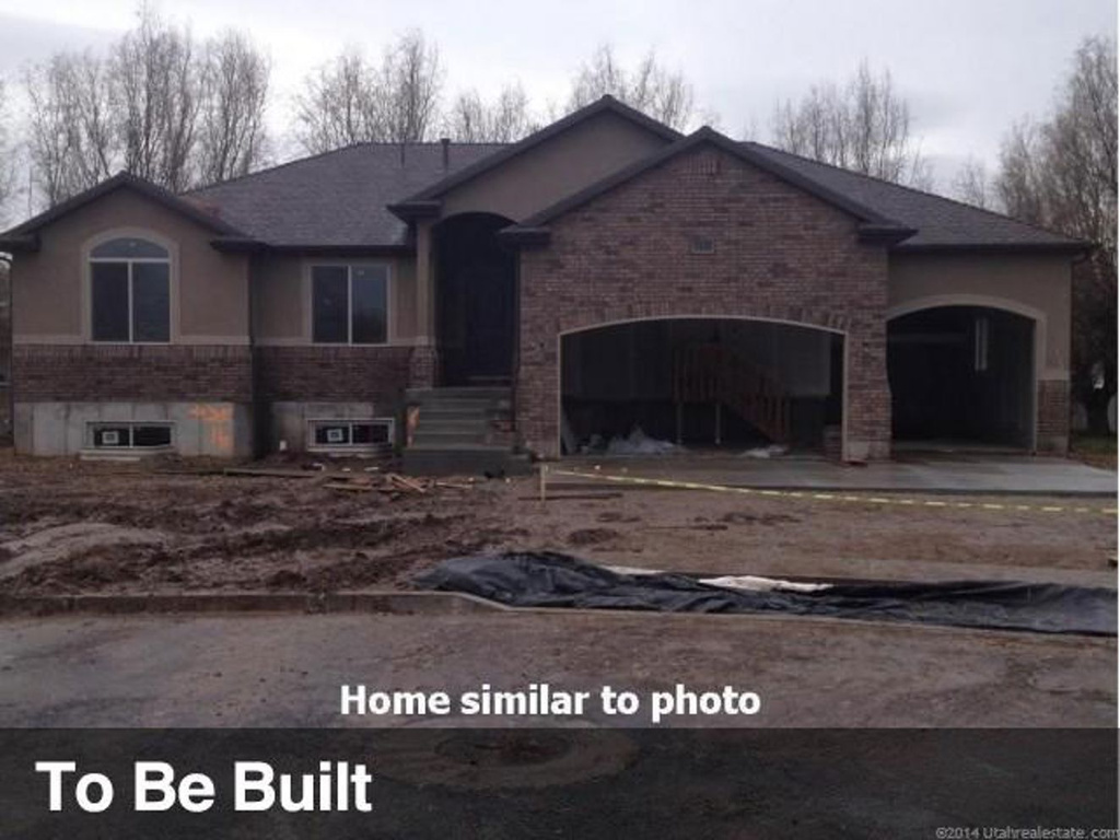 1254 W 2300 N, Clinton, UT 84015