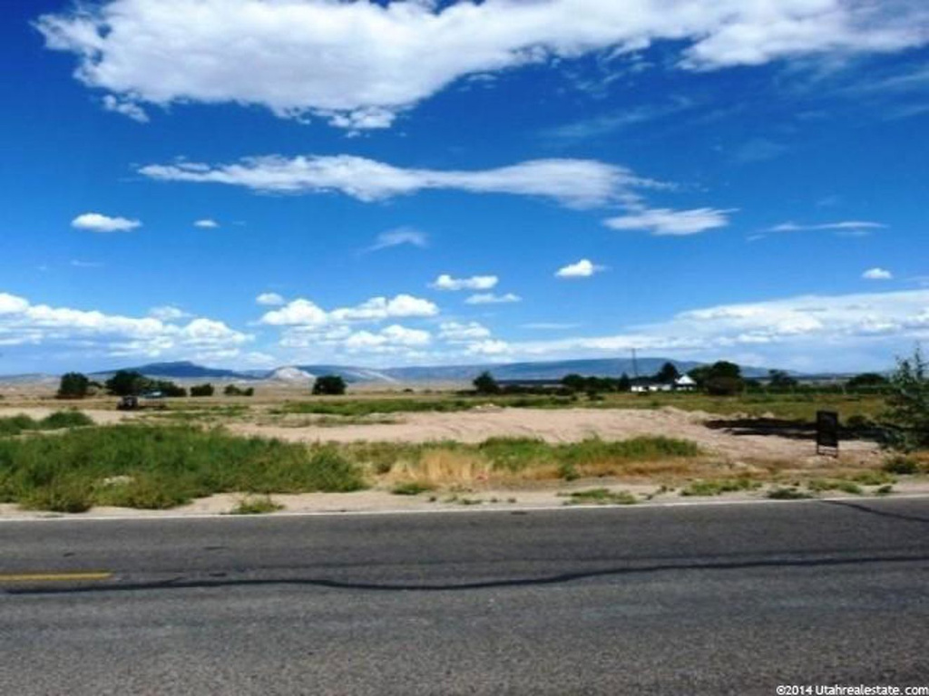 801 S 2000 E, Vernal, UT 84078