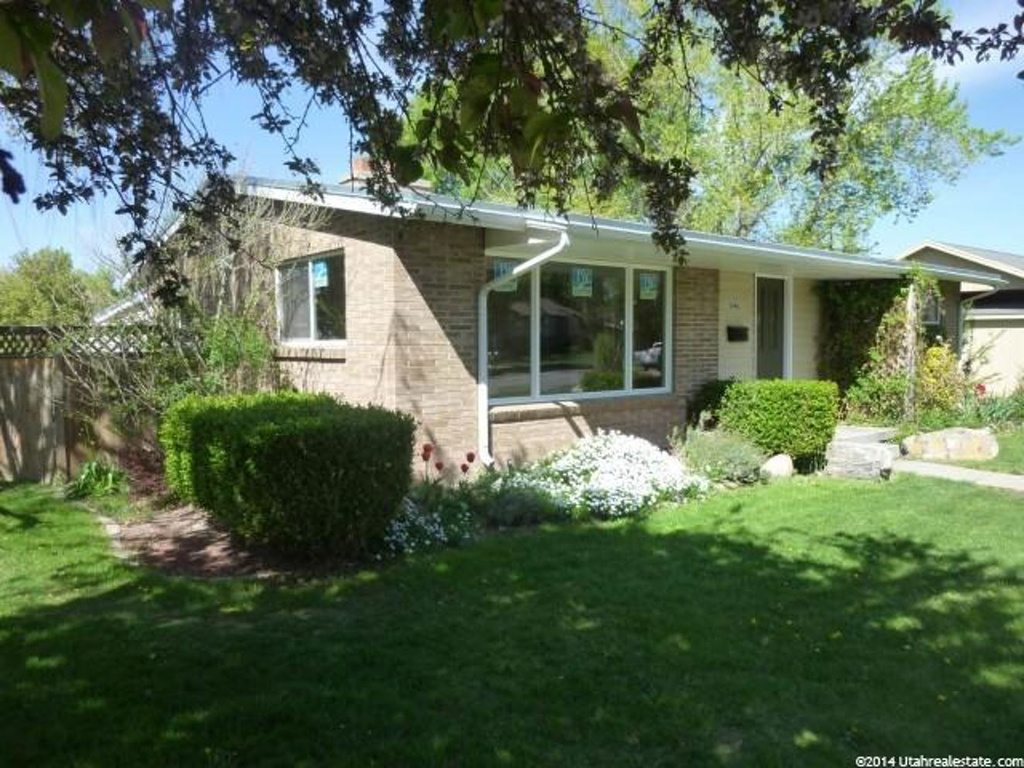 5940 S Lakeside Dr E, Murray, UT 84121