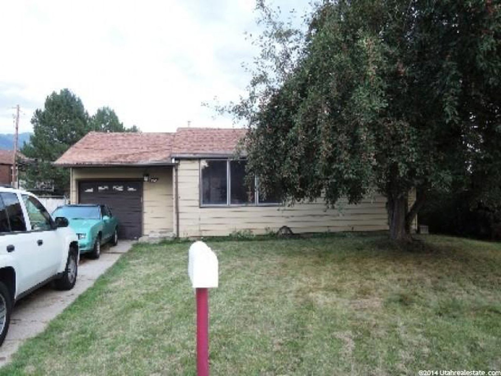 952 E Goddard N, Layton, UT 84041