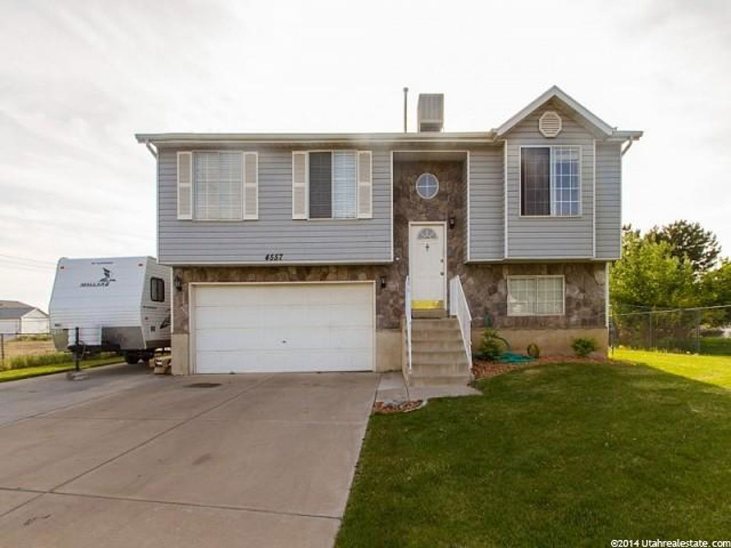4557 S 2900 W, Roy, UT 84067