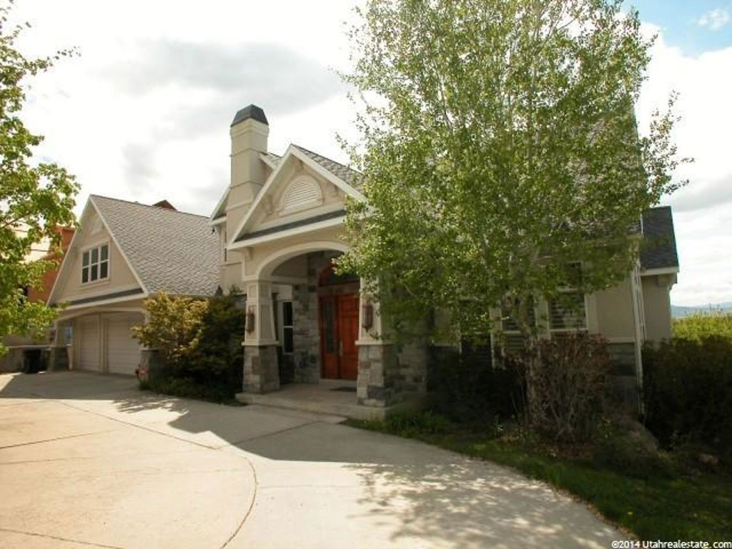 1297 Aspen Dr, Logan, UT 84321