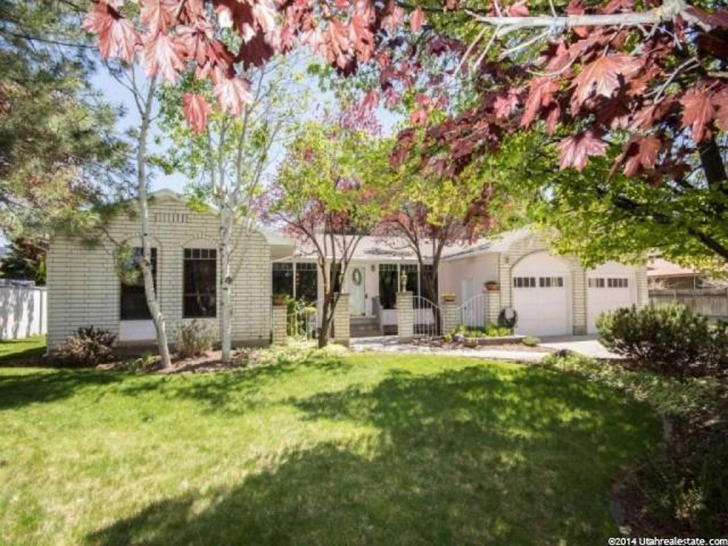 286 S 800 E, River Heights, UT 84321
