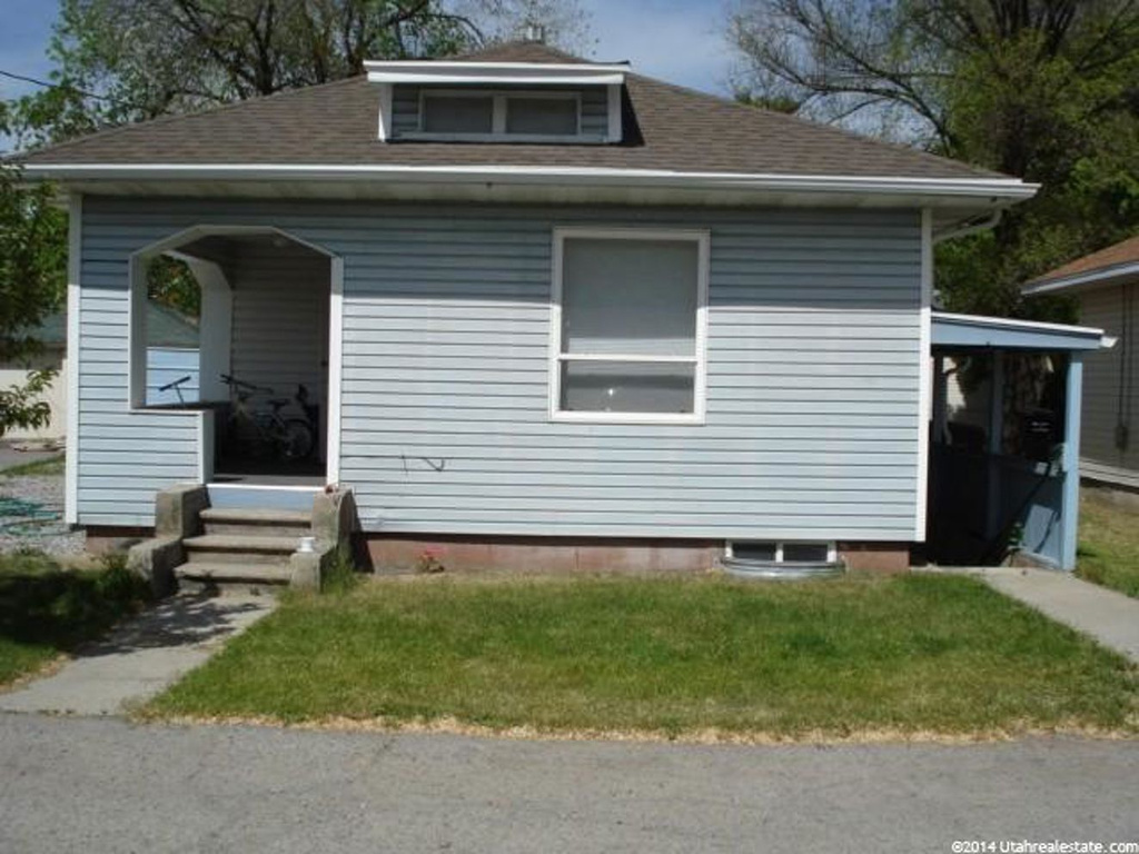 33 N Fonnesbeck Ave, Logan, UT 84321