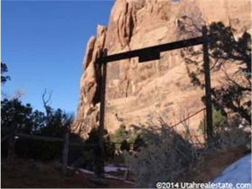 26 S 26 E, Moab, UT 84532