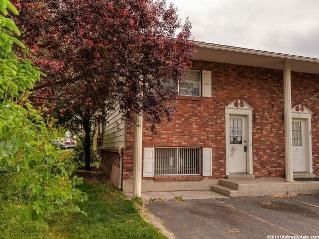 111 E Center St #8-D, Clearfield, UT 84015