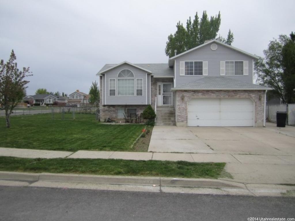 1171 W 1640 N, Clinton, UT 84015