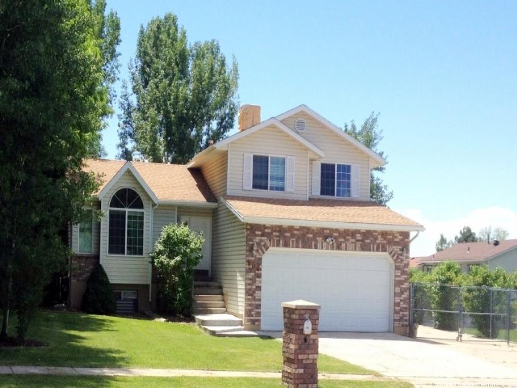 968 E Cherry Ln, Layton, UT 84040