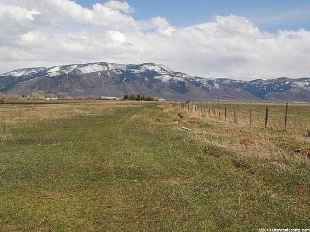 2333 W State Rd, Peoa, UT 84061