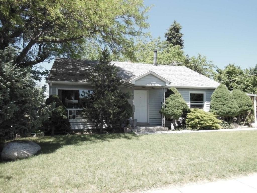 1078 W 2300 N, Clinton, UT 84015