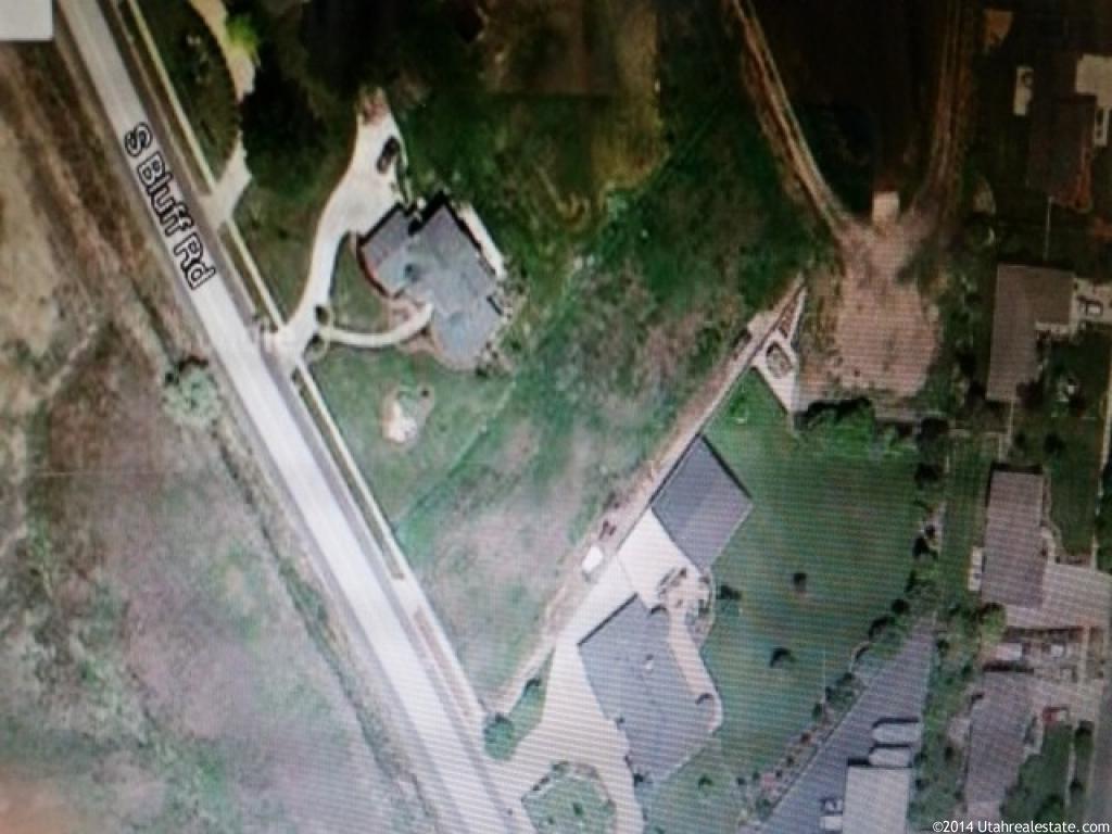 1900 S Bluff Rd, Syracuse, UT 84075