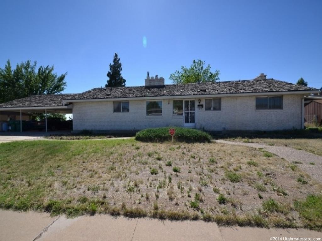 5043 S 2450 W, Roy, UT 84067