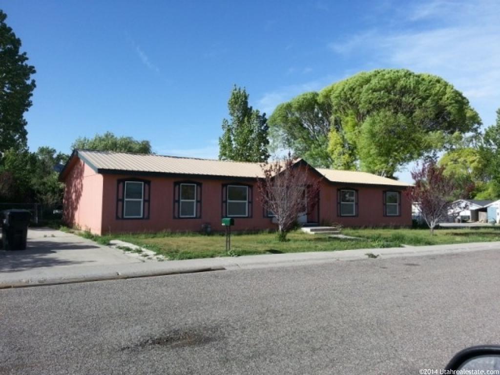 560 W 860 S, Richfield, UT 84701