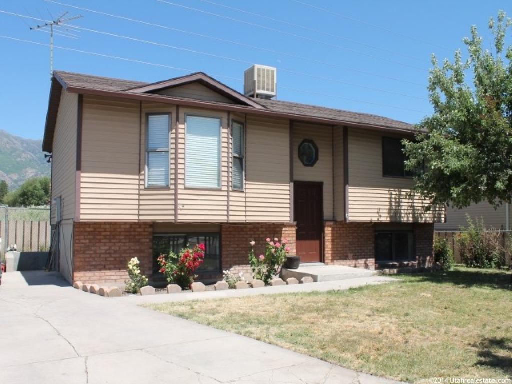923 S 300 E, Layton, UT 84041