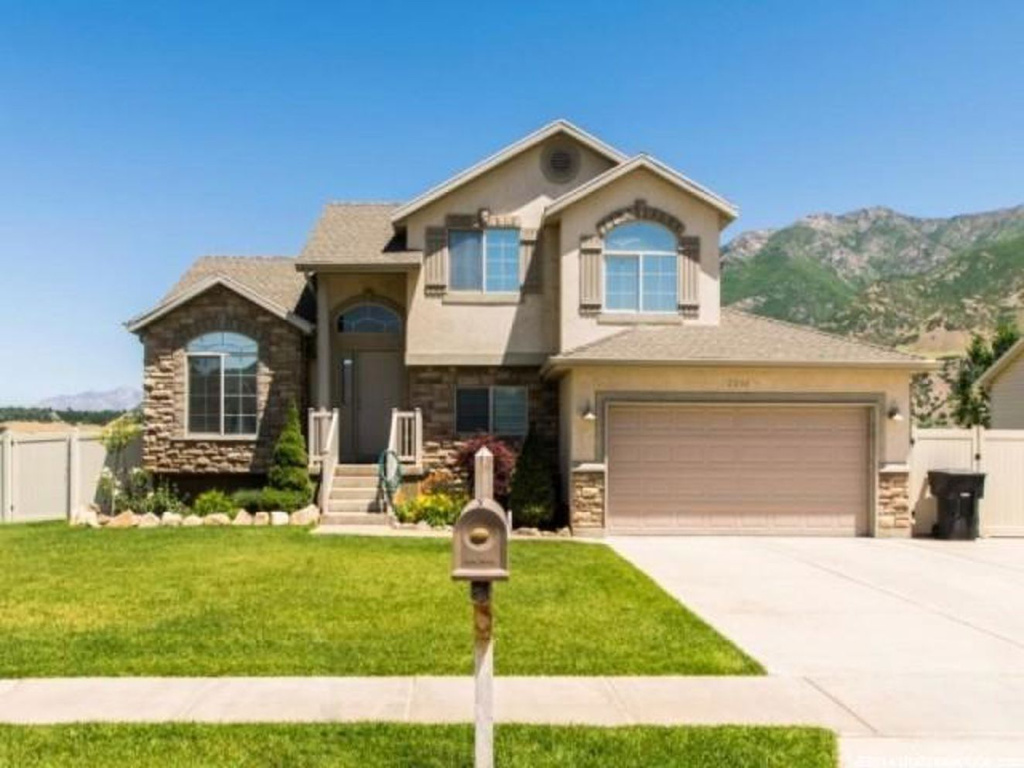 2204 E View Dr, South Weber, UT 84405