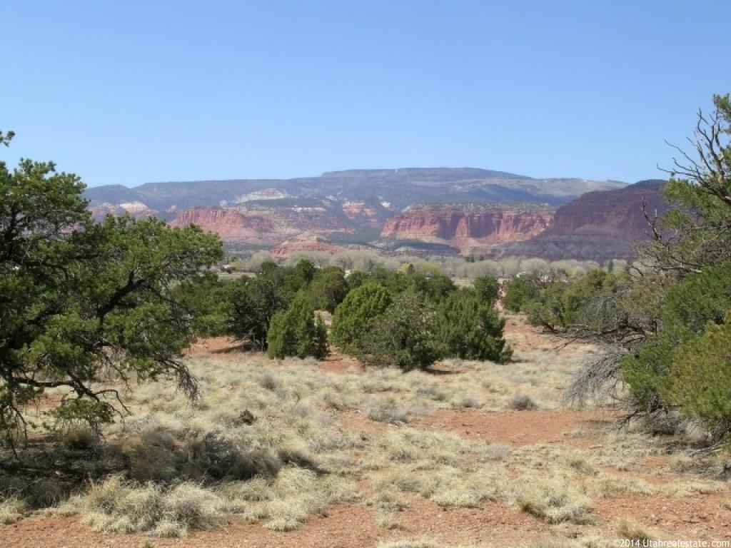320 S Red Ridge Dr #29, Torrey, UT 84775