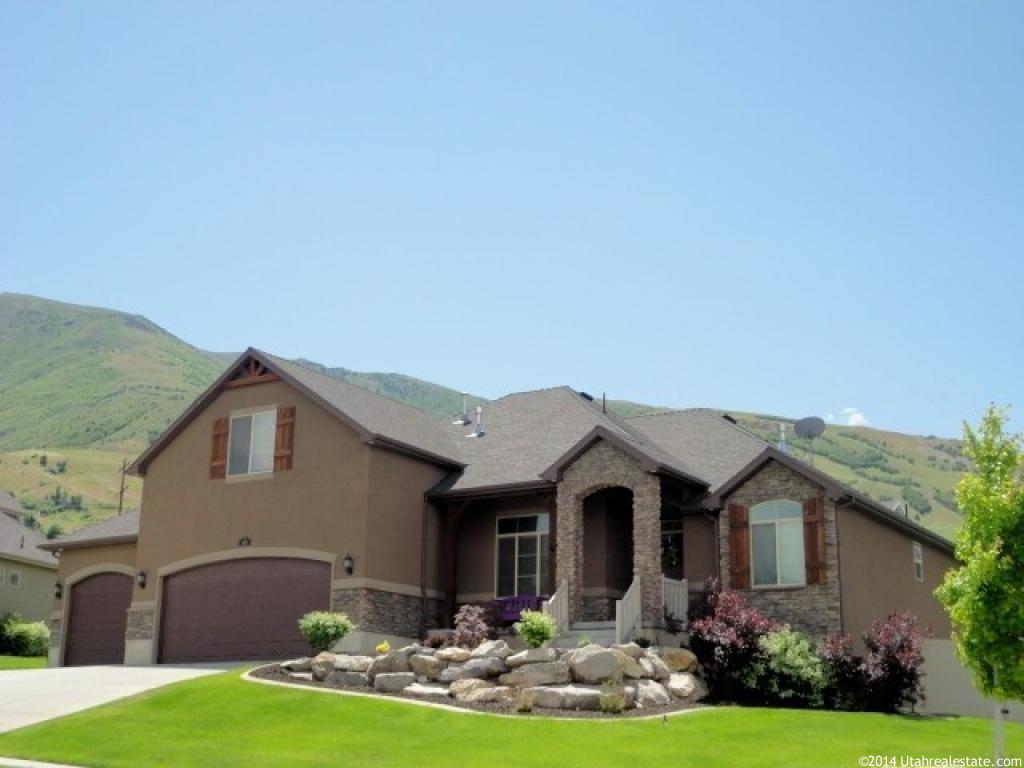 110 E Chateau Dr, Perry, UT 84302