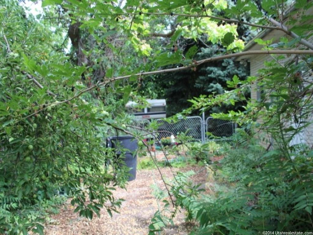 166 W 200 S, Bountiful, UT 84010