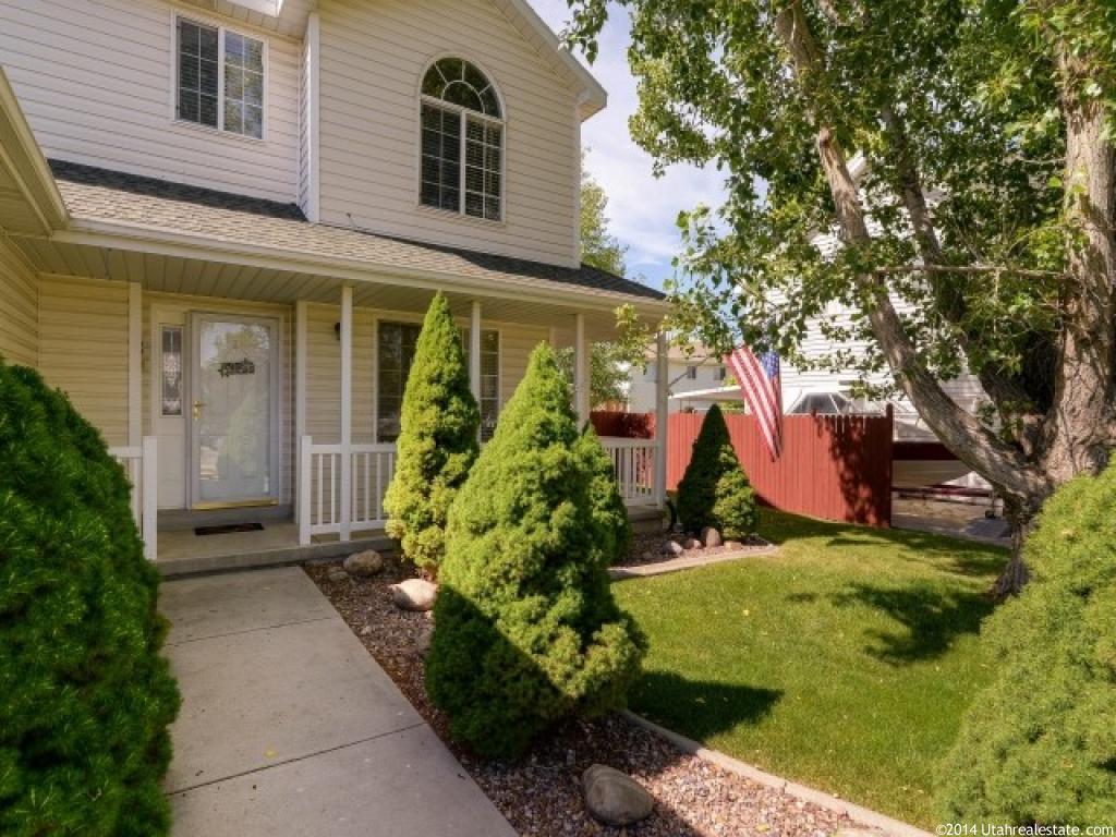 2573 W 1675 N, Clinton, UT 84015
