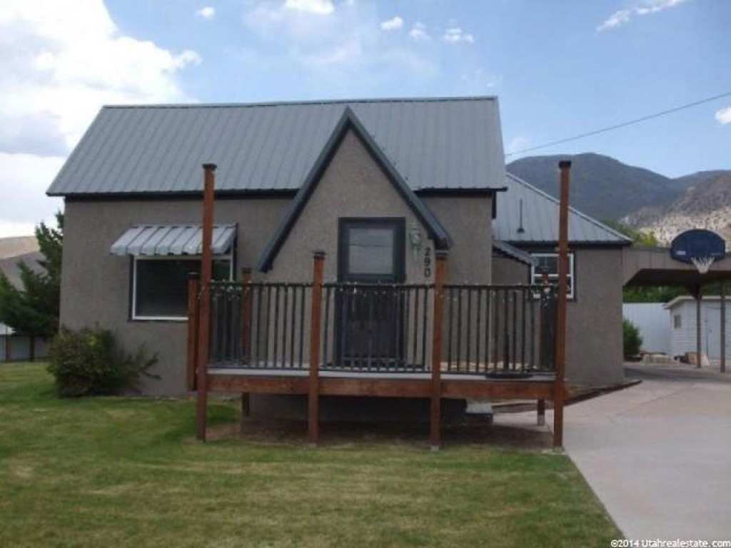 290 N 200 E, Monroe, UT 84754