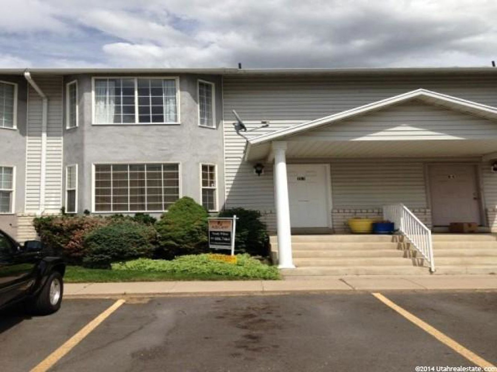1489 Brinker Ave, Ogden, UT 84404