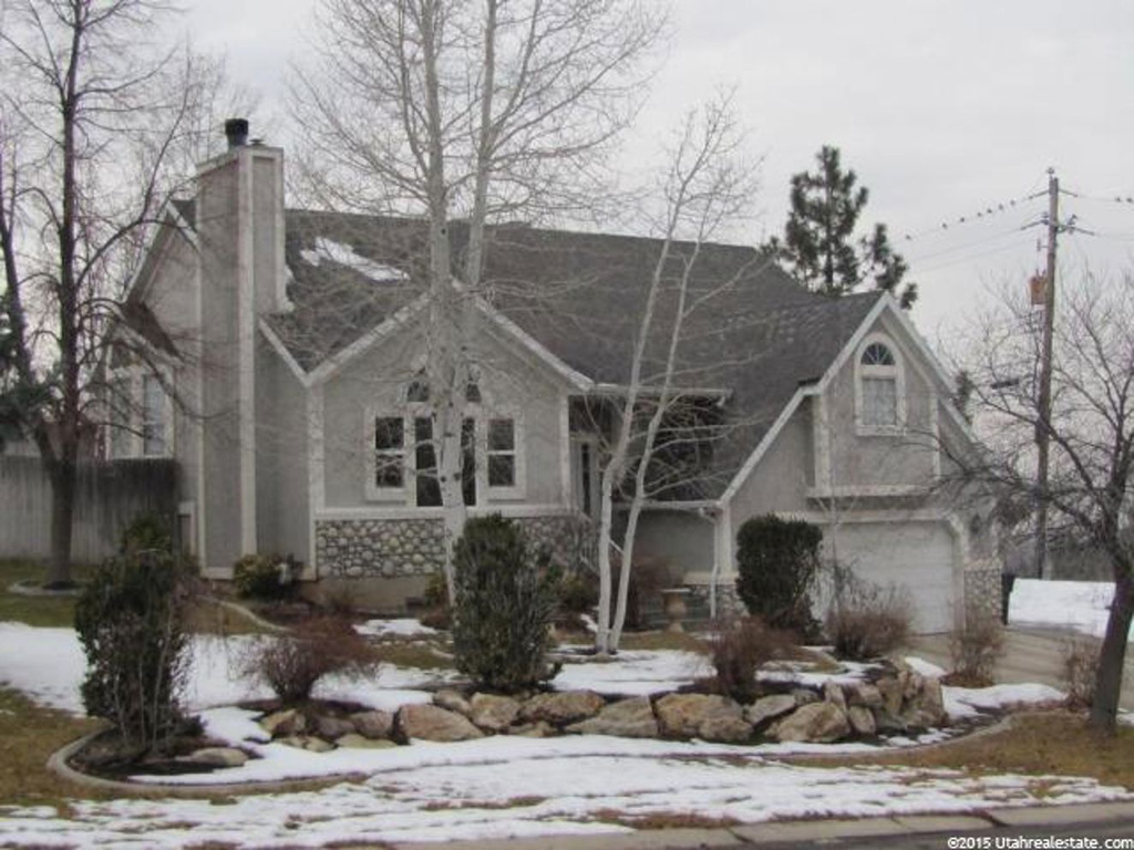 8676 S 1700 E, Sandy, UT 84093