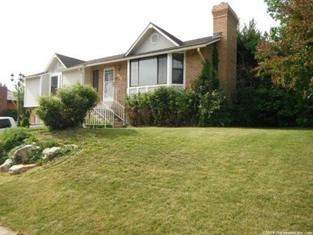 656 E 3300 N, North Ogden, UT 84414