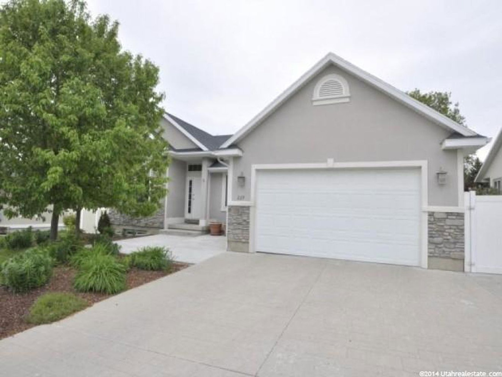 229 W 225 S, Providence, UT 84332