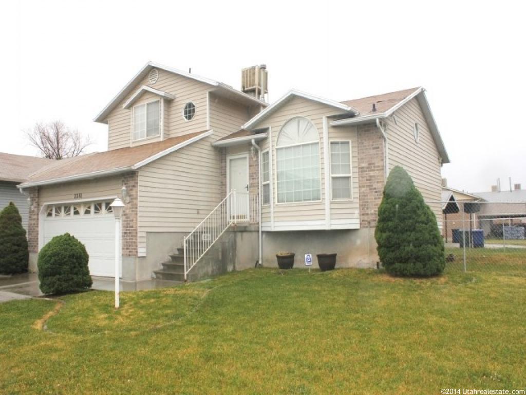 3381 S Rose Hollow Ln, West Valley City, UT 84119