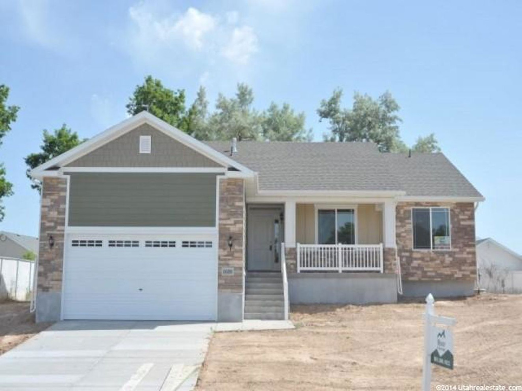 1639 E 925 Dr S, Clearfield, UT 84015