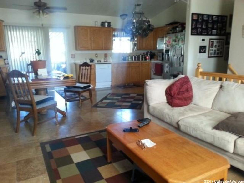 4716 S 4075 W, Roy, UT 84067