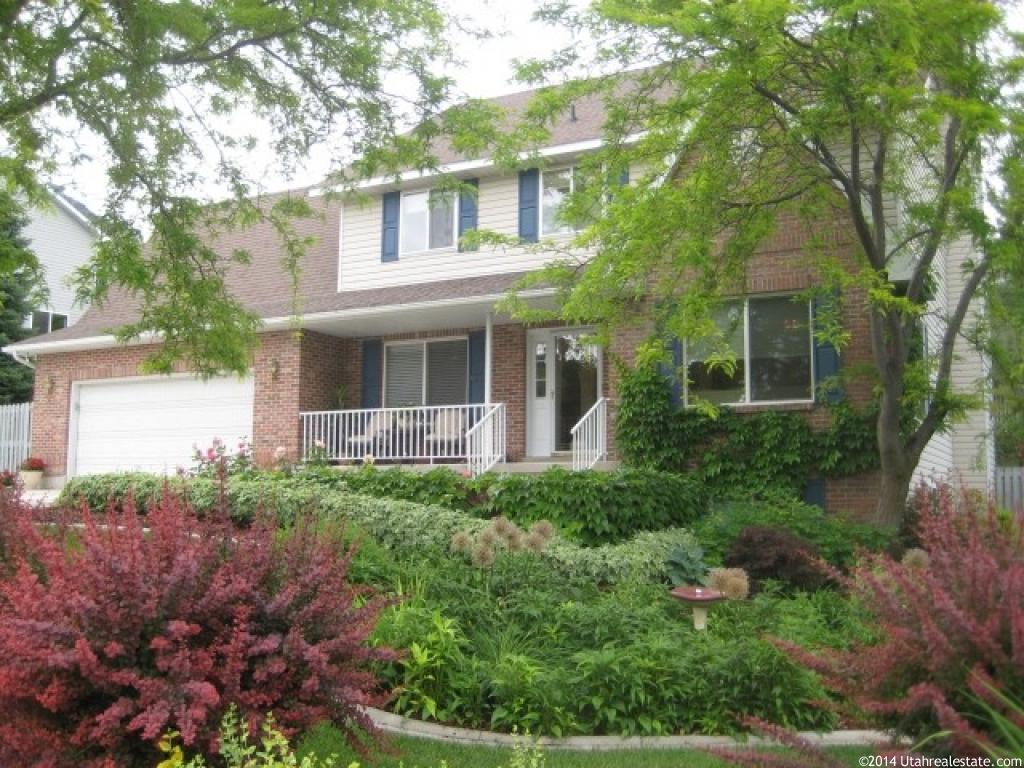 688 E Center St, Providence, UT 84332