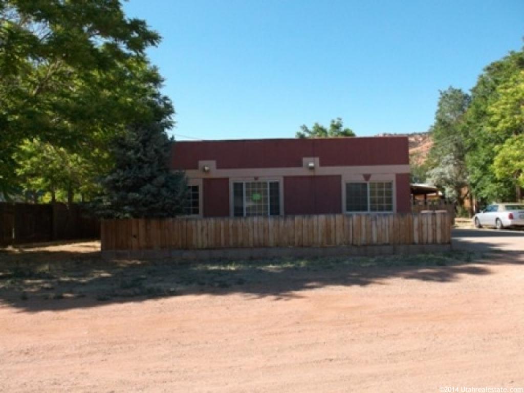 123 E 100 N, Kanab, UT 84741