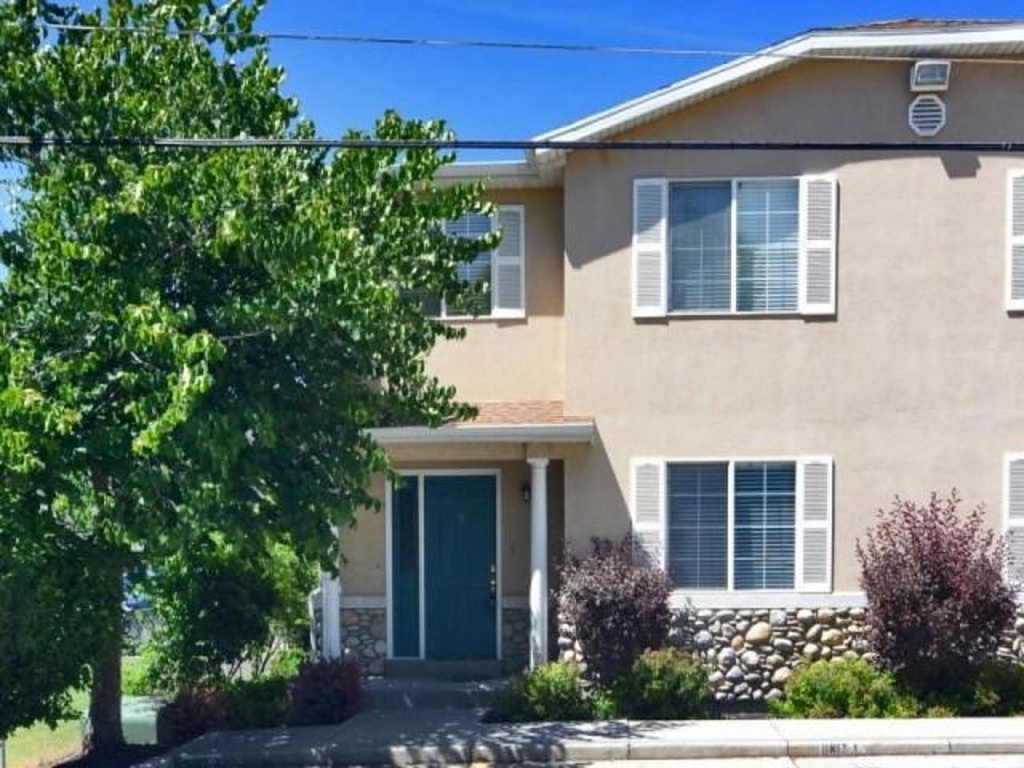 386 W 400 N #3, Bountiful, UT 84010