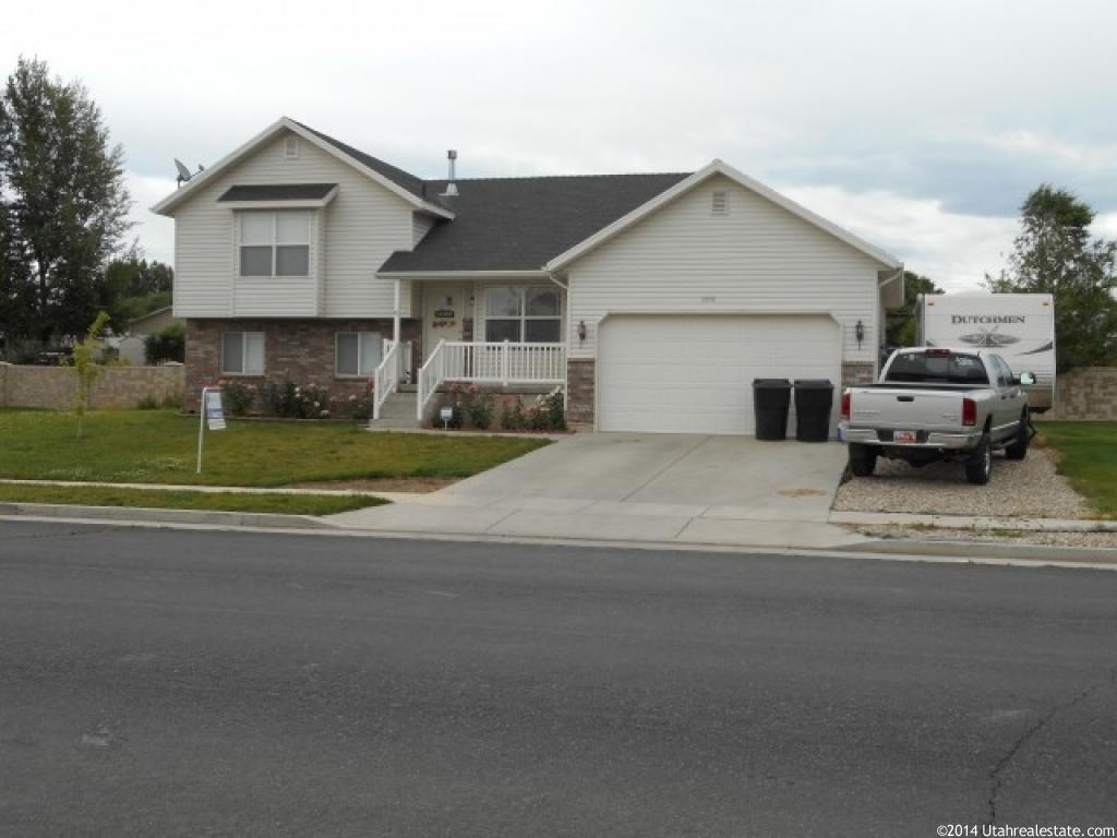 2038 N 550 W, Clinton, UT 84015