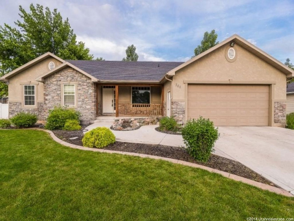 360 N 100 W, Hyde Park, UT 84318