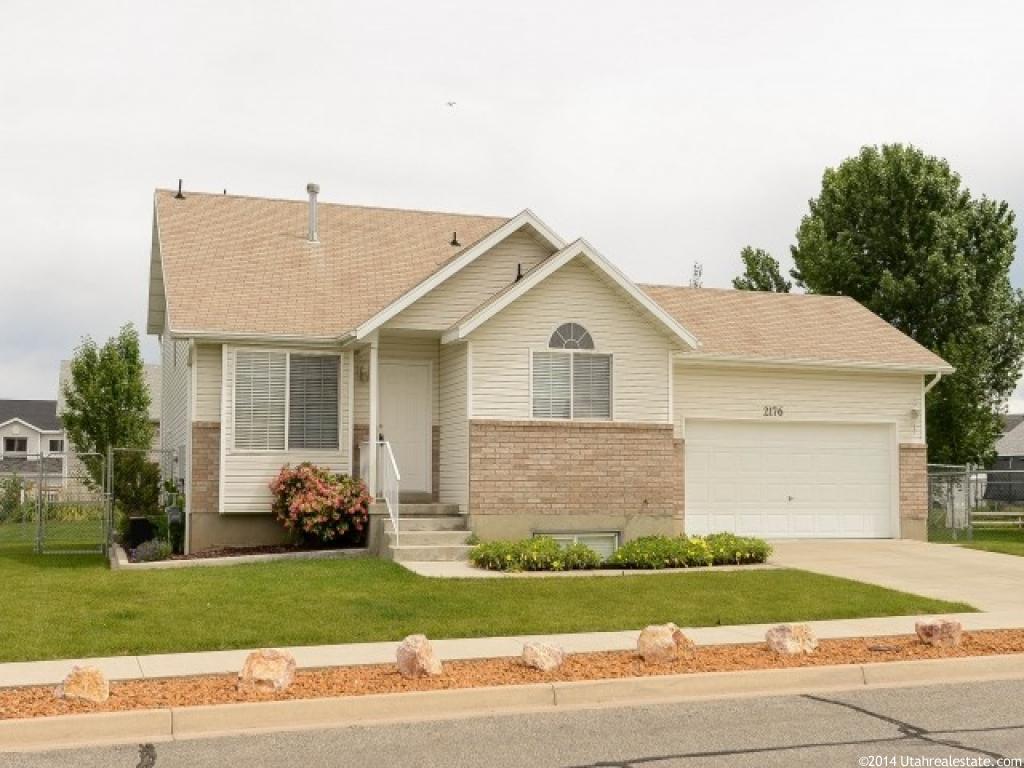 2176 W 2175 N, Clinton, UT 84015