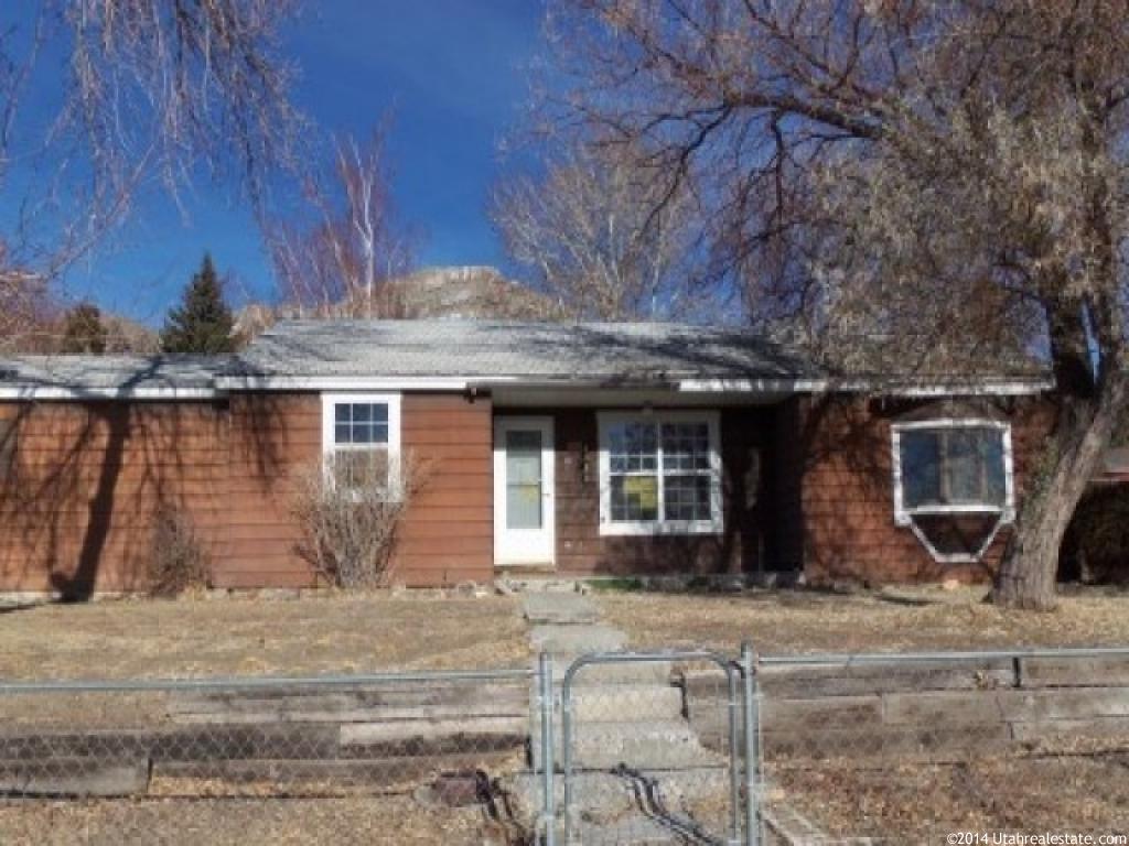 420 Rena St, Arco, ID 83213